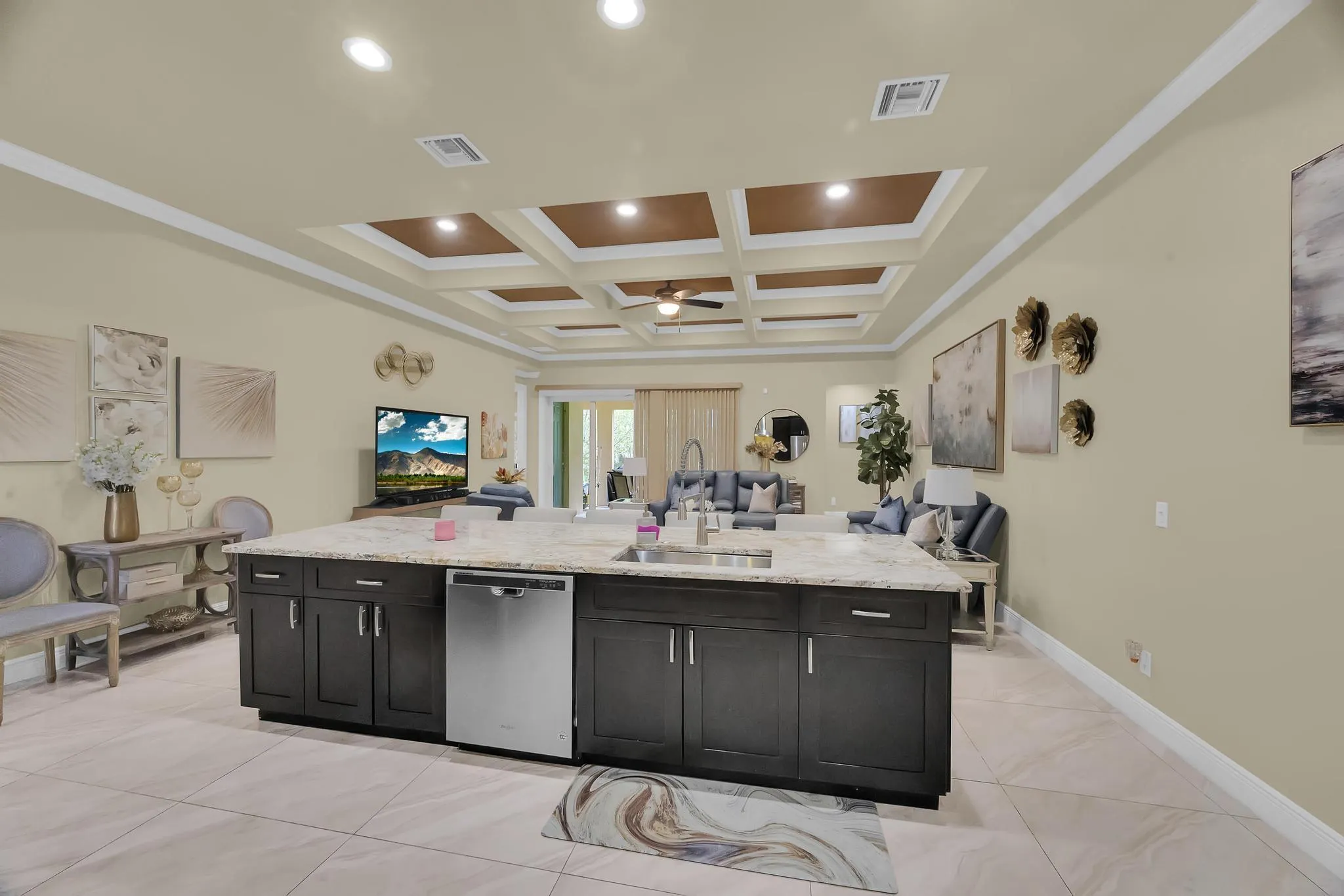 2082 SW Idaho Lane
