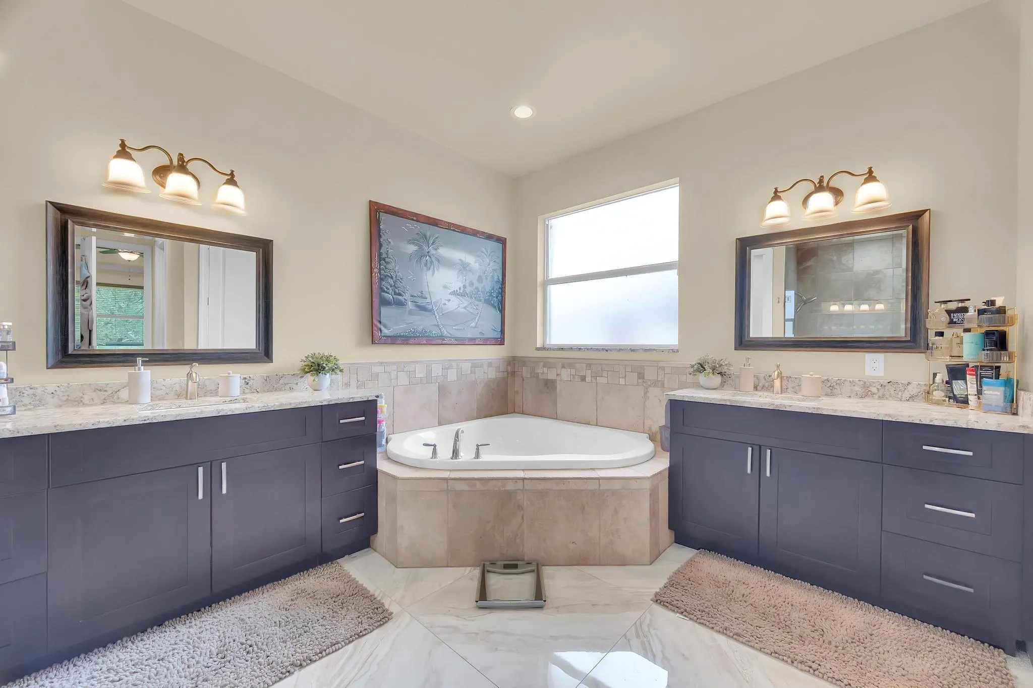 2082 SW Idaho Lane