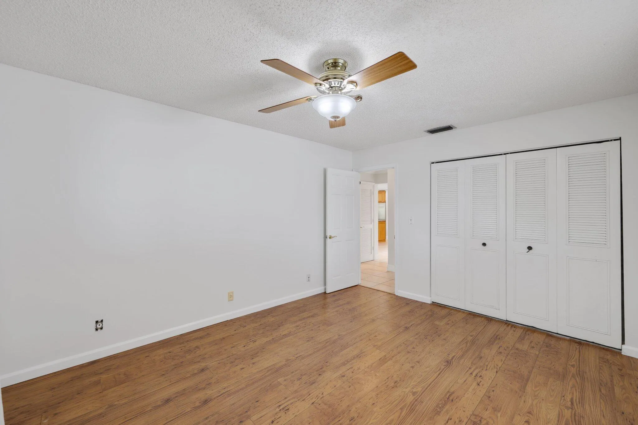 2331 NE 35 Drive