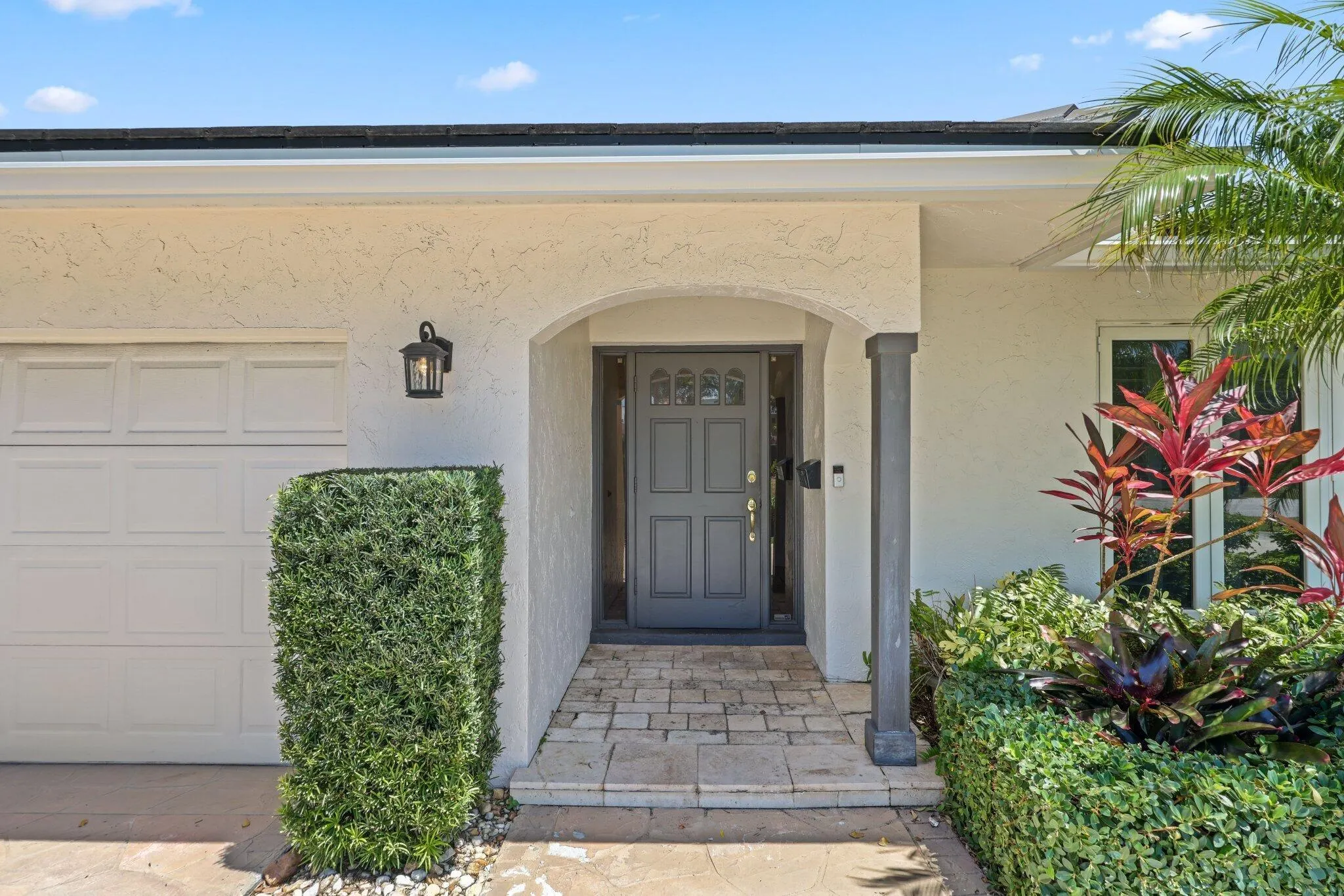 2331 NE 35 Drive