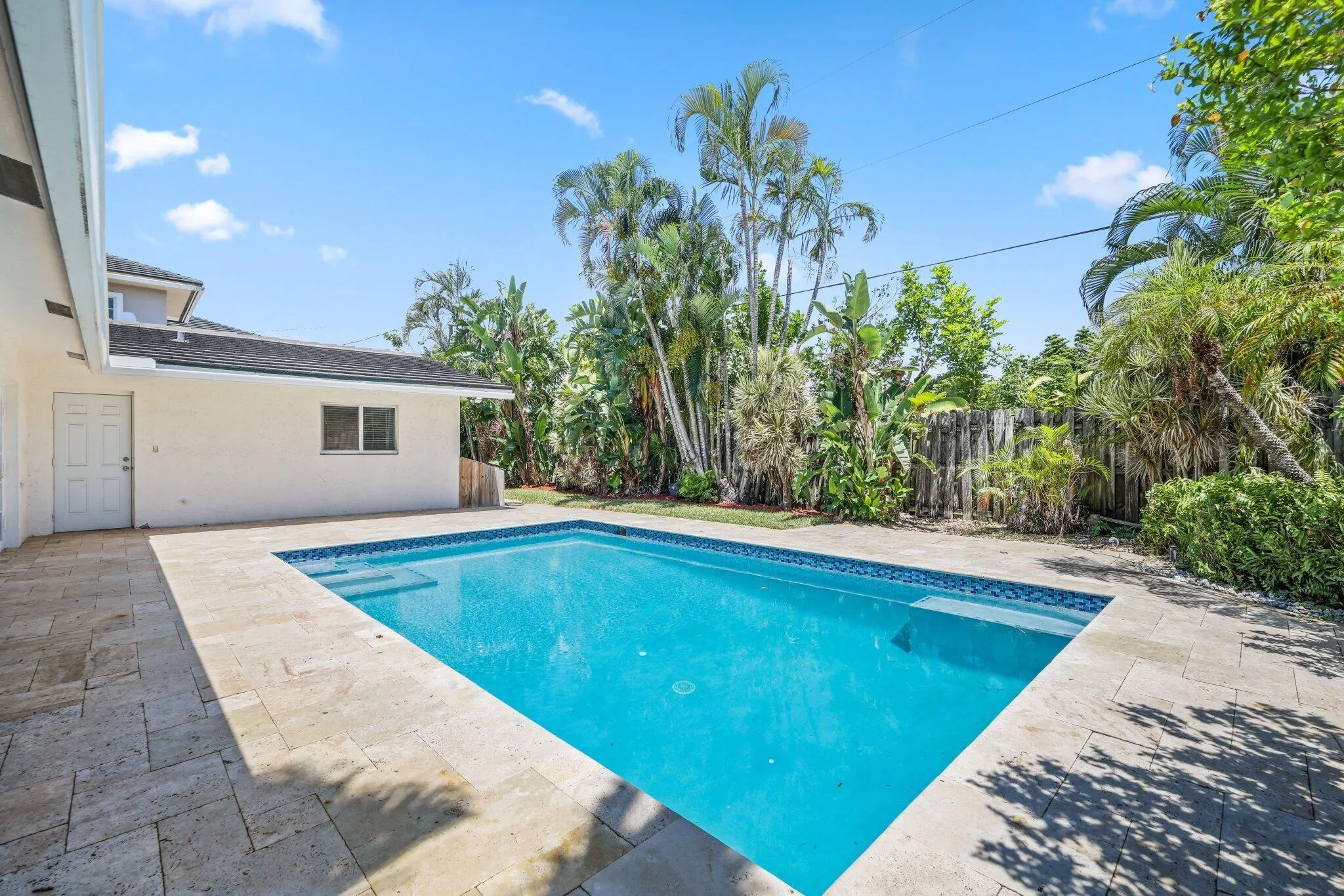 2331 NE 35 Drive