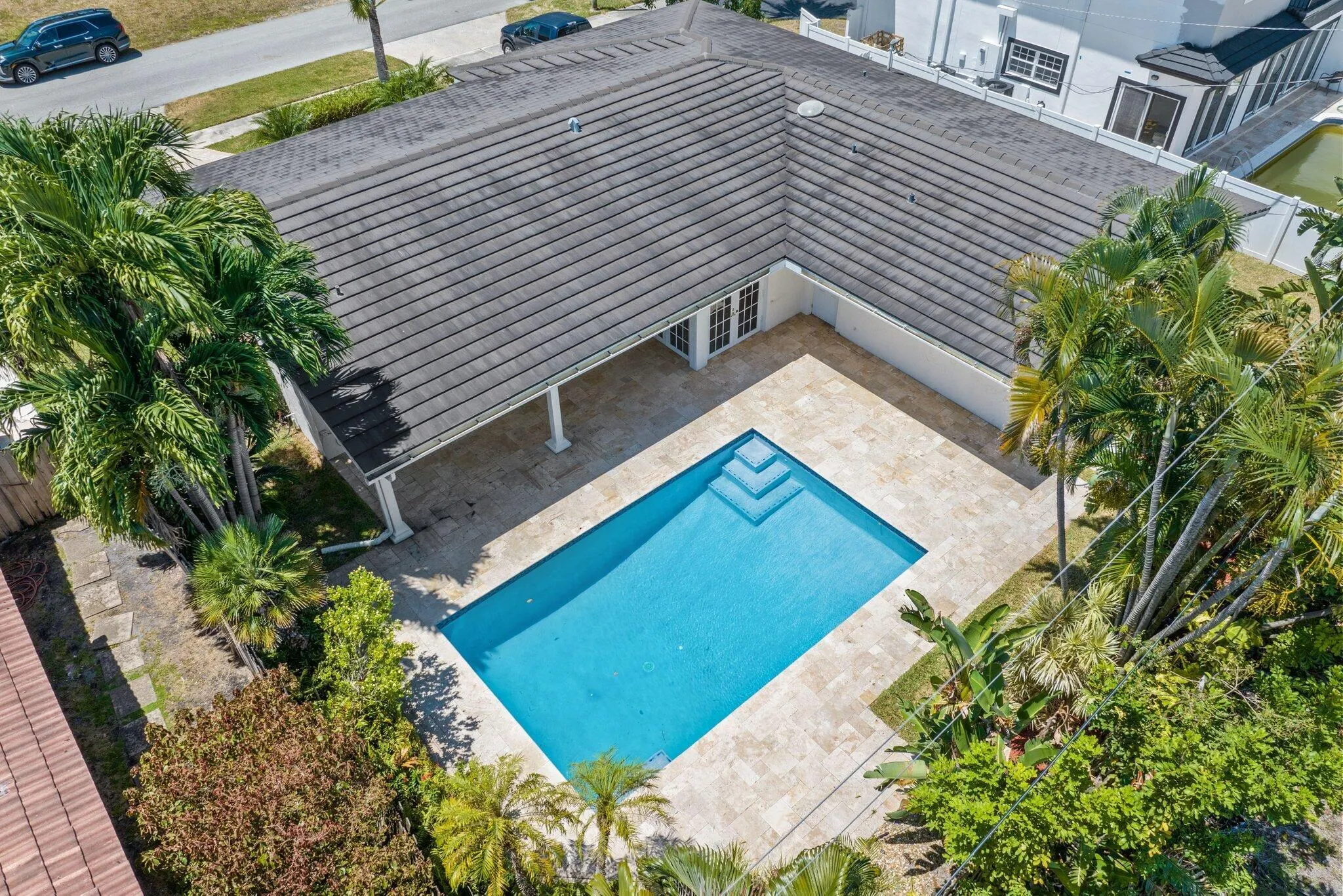 2331 NE 35 Drive