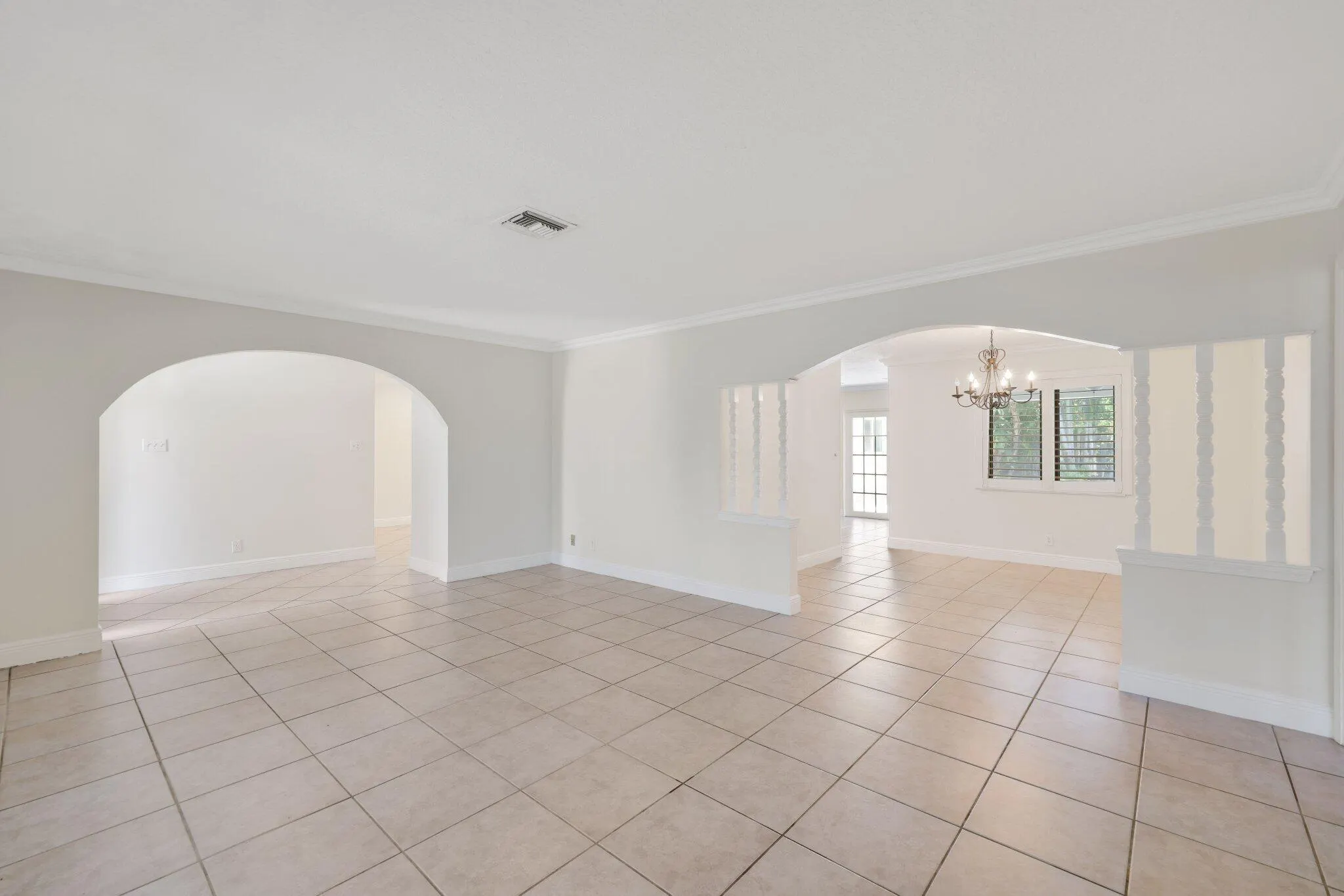 2331 NE 35 Drive