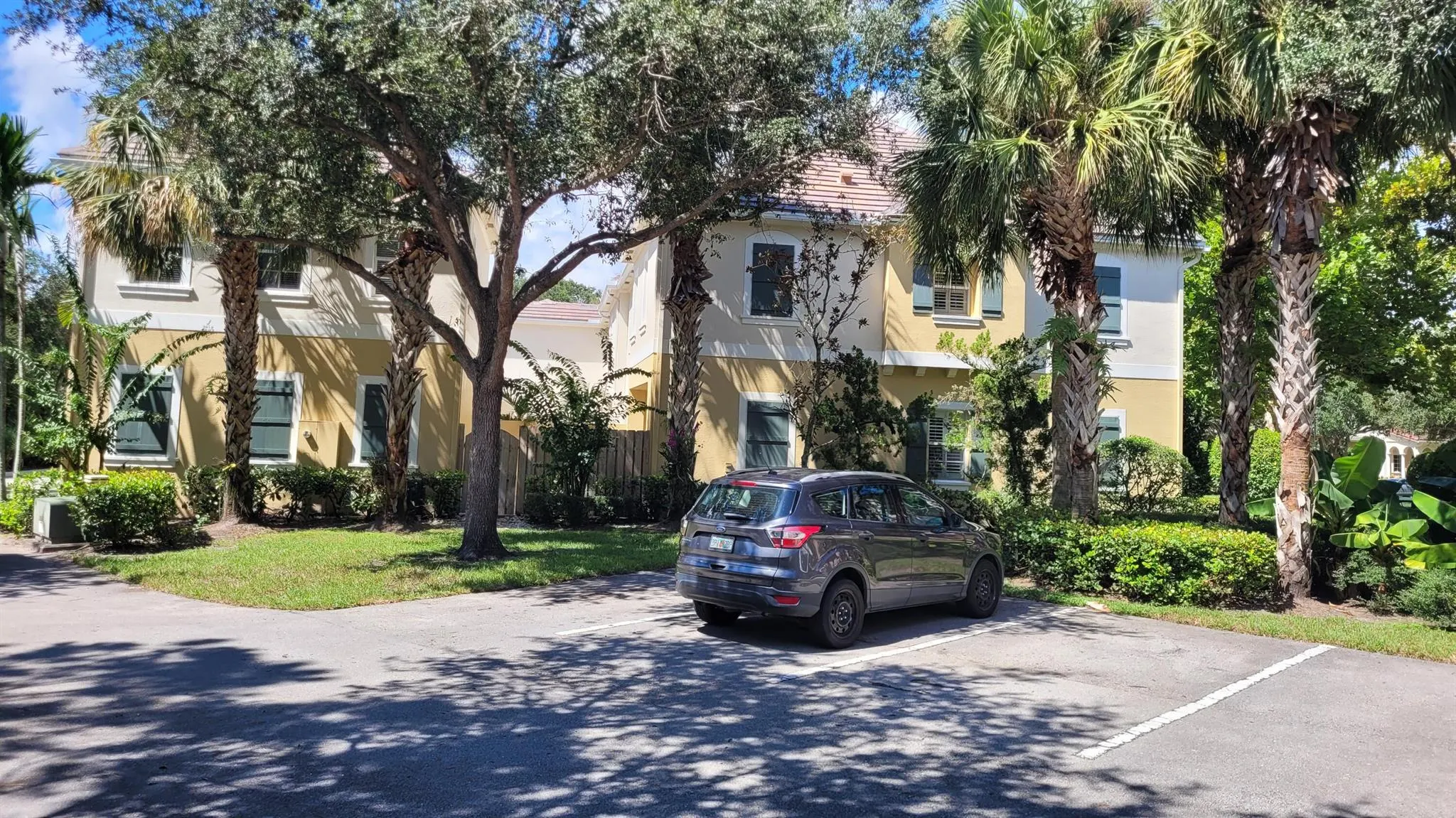118 Lismore Lane
