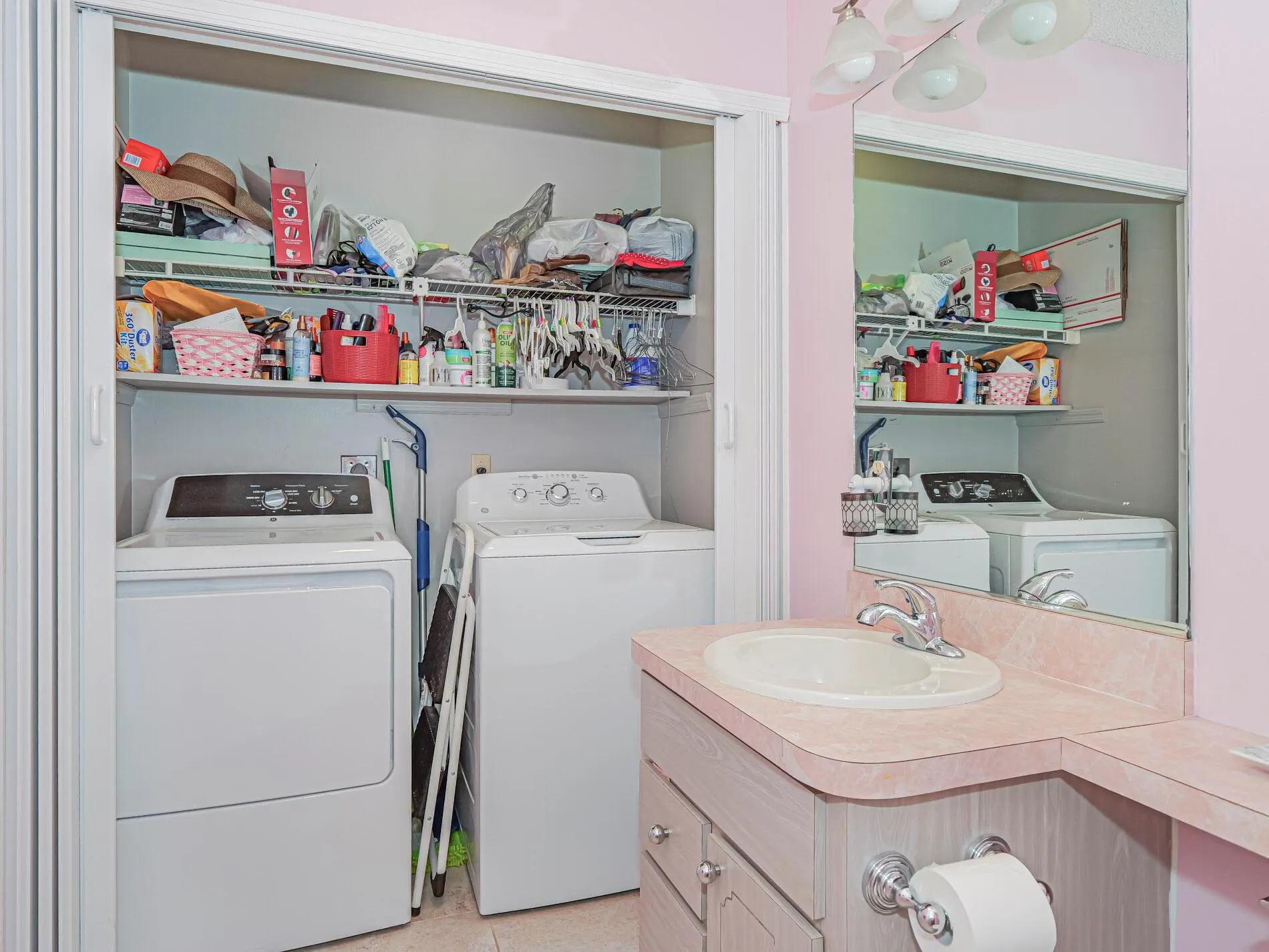 444 SW Dolores Avenue