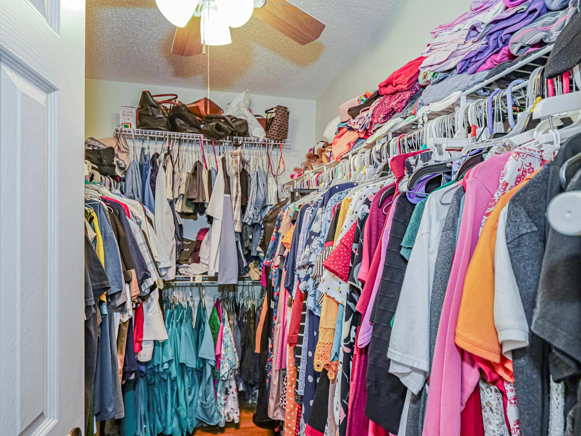 444 SW Dolores Avenue