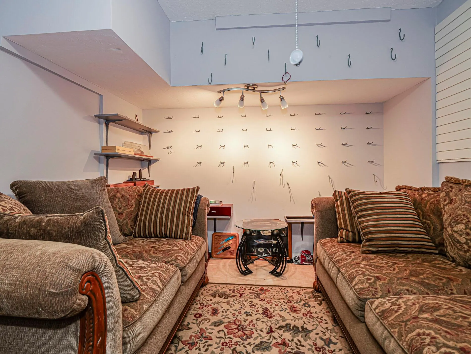 444 SW Dolores Avenue