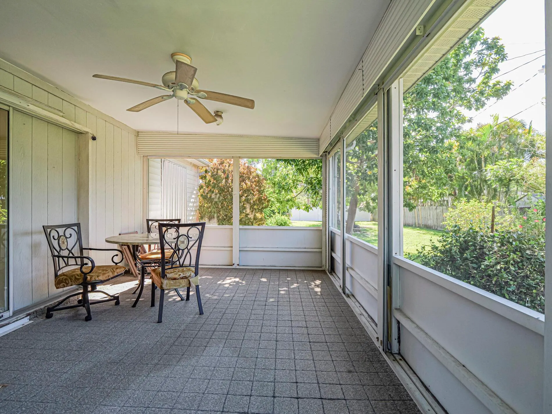 444 SW Dolores Avenue