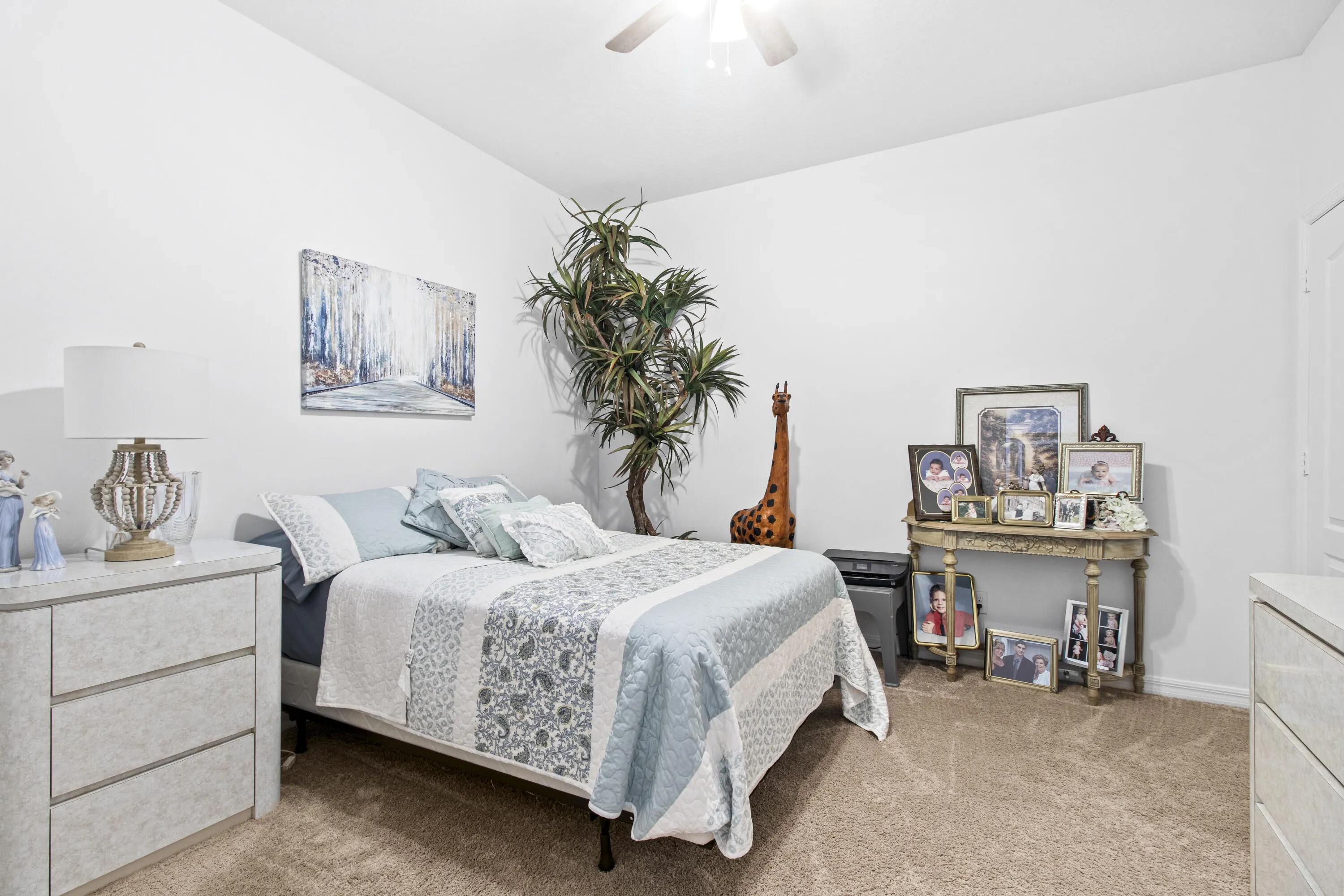 1637 Merriment Way