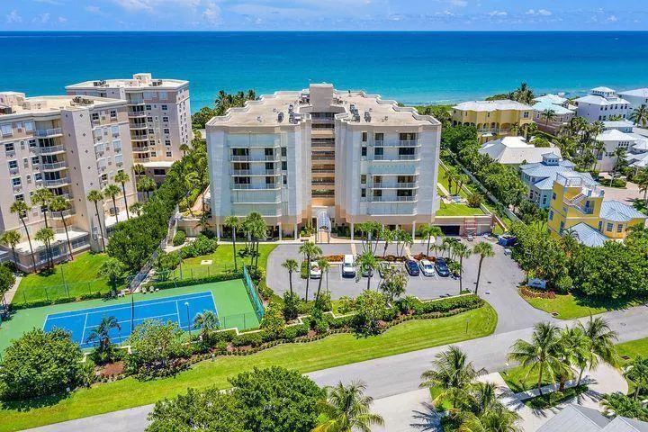 176 Helios Drive, #401