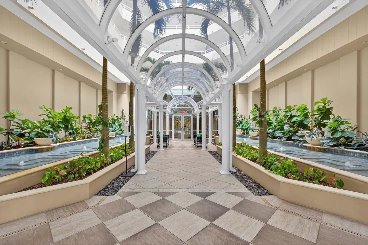 176 Helios Drive, #401