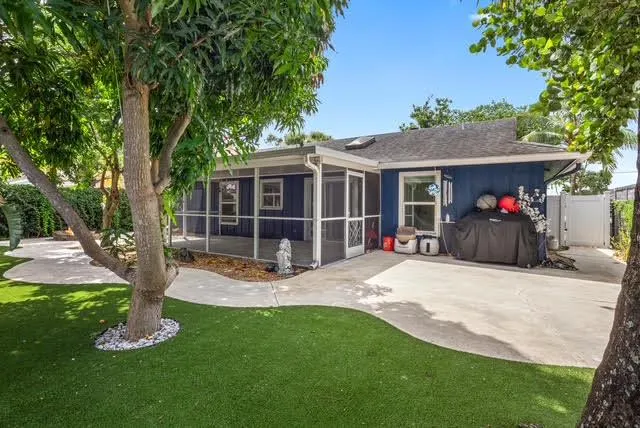 6173 Barbara Street
