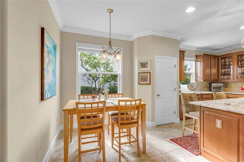 2655 Antilles Lane