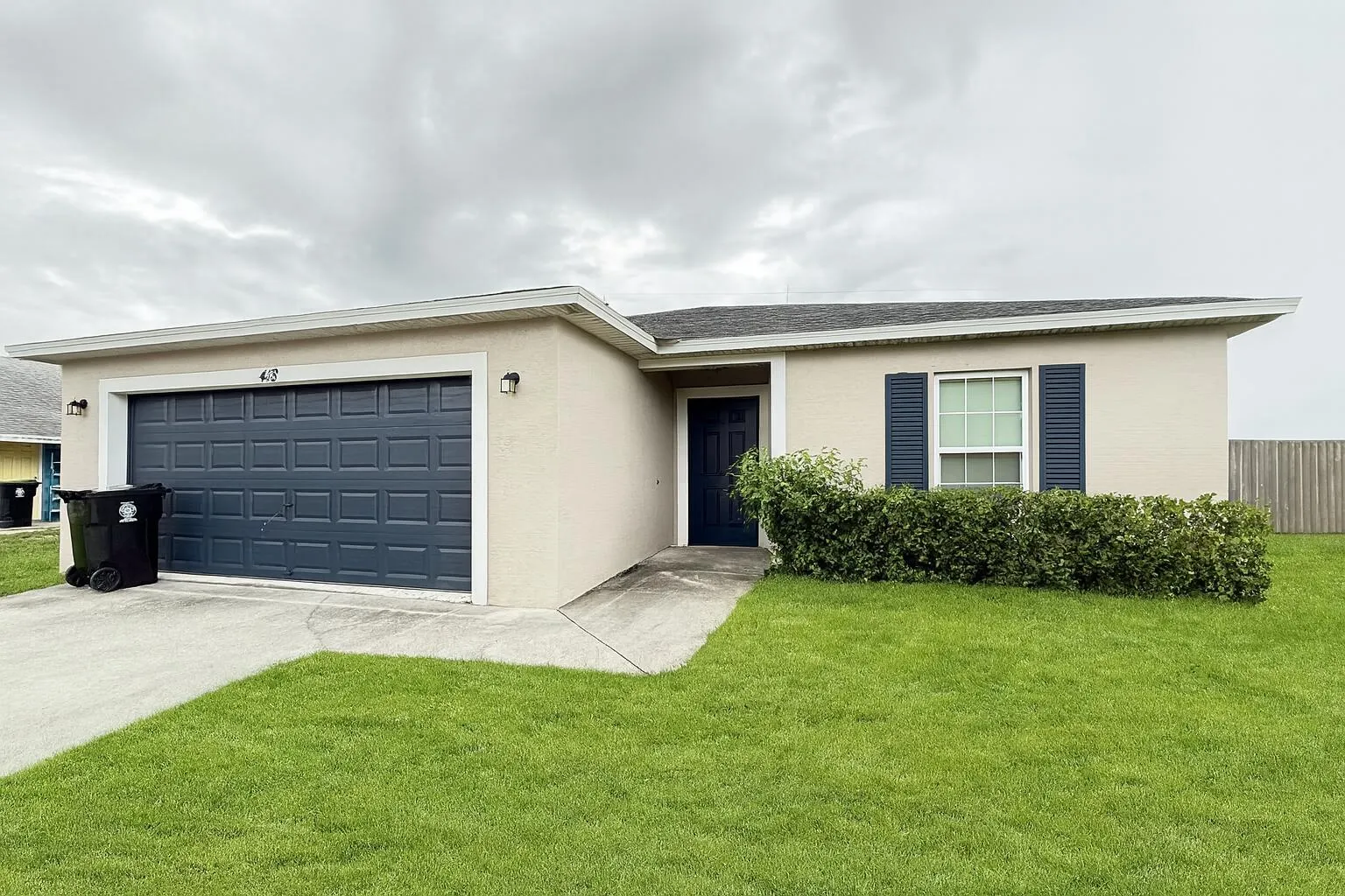 418 SW Fields Avenue