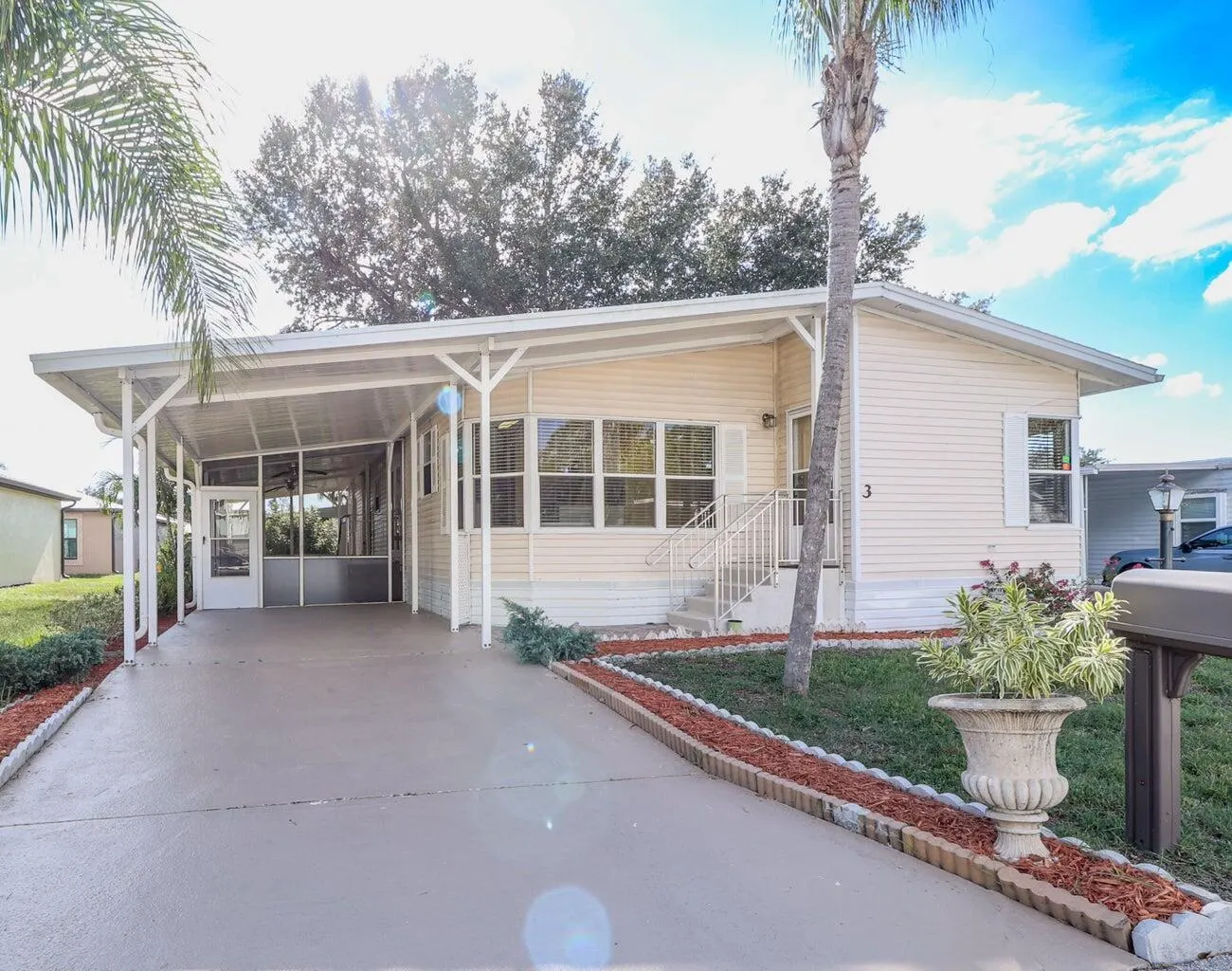 3 Espanola Lane