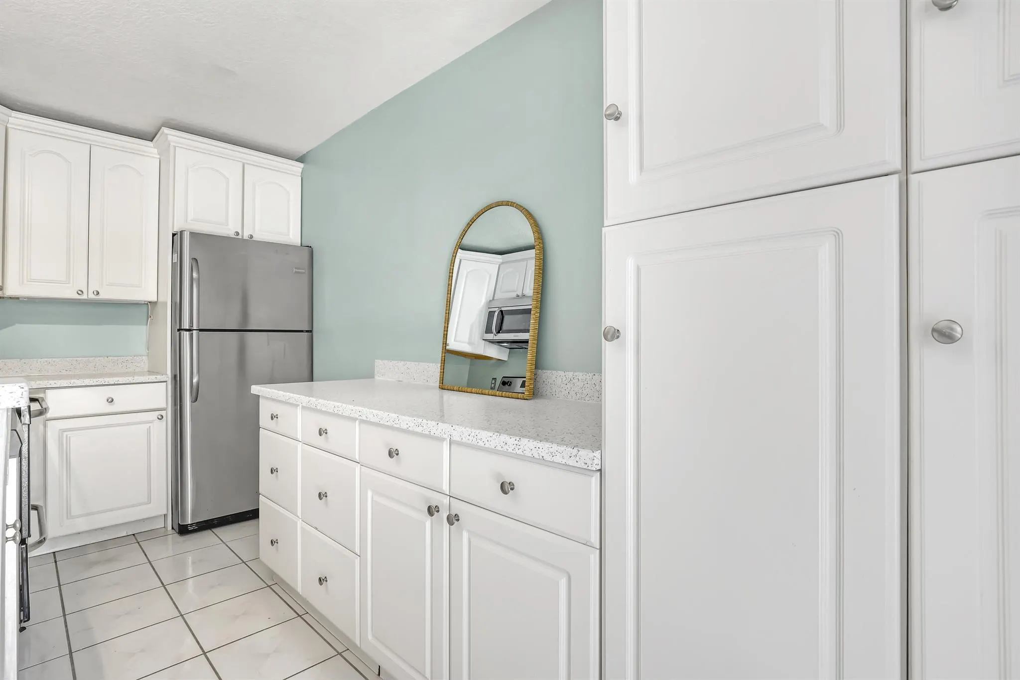 1605 S Us Highway 1, #6d