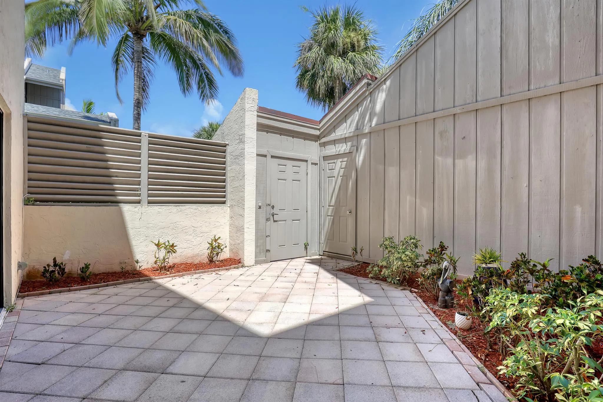1605 S Us Highway 1, #6d