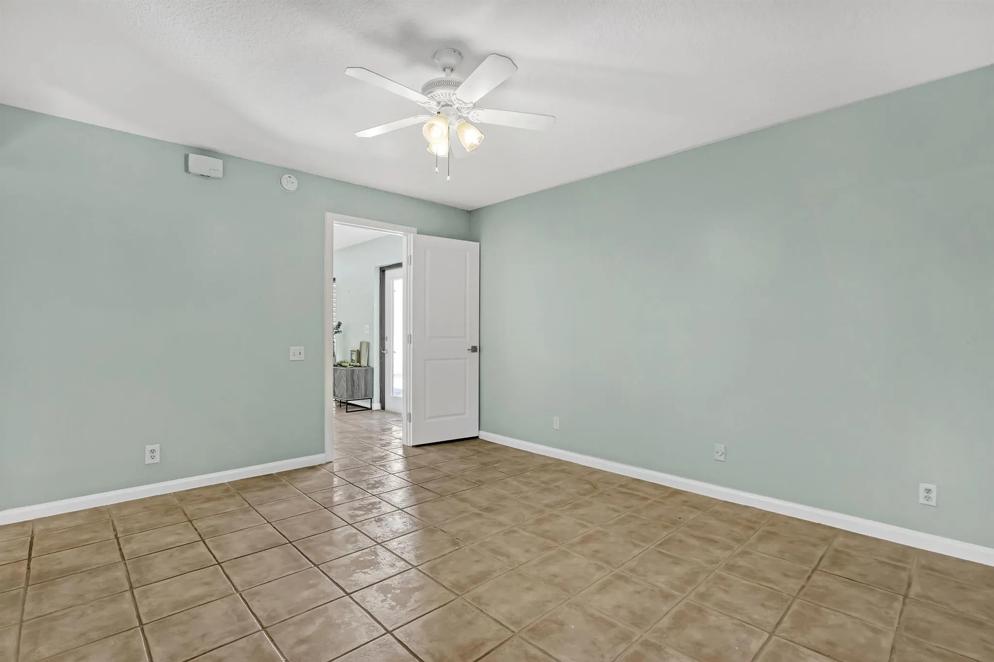 1605 S Us Highway 1, #6d
