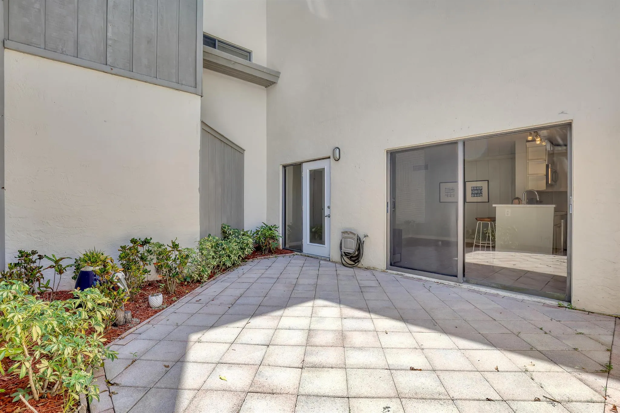 1605 S Us Highway 1, #6d