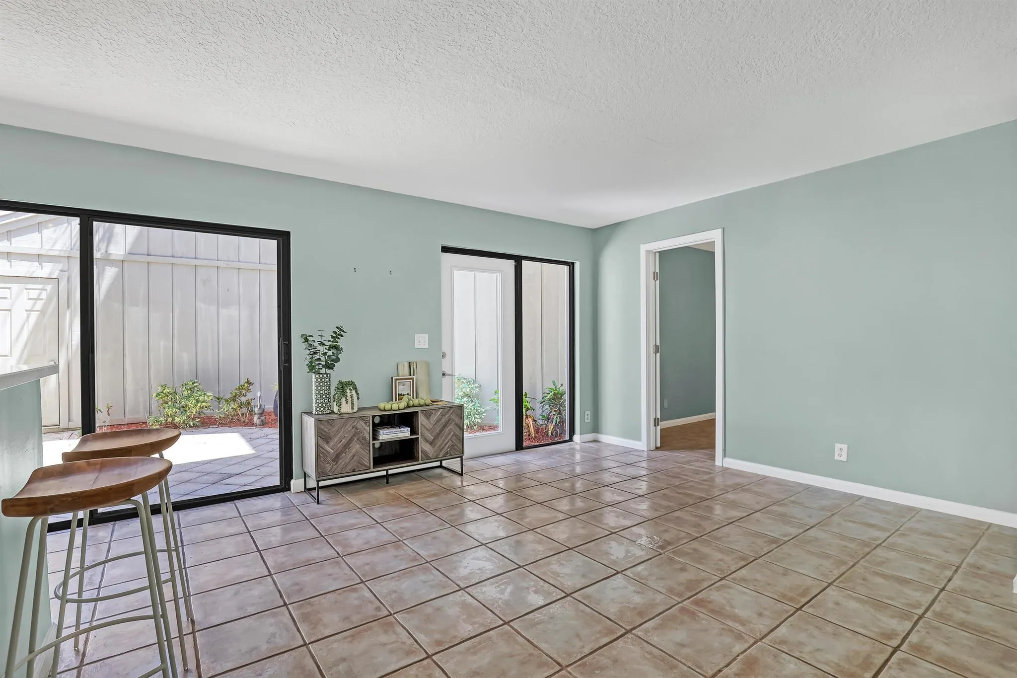 1605 S Us Highway 1, #6d