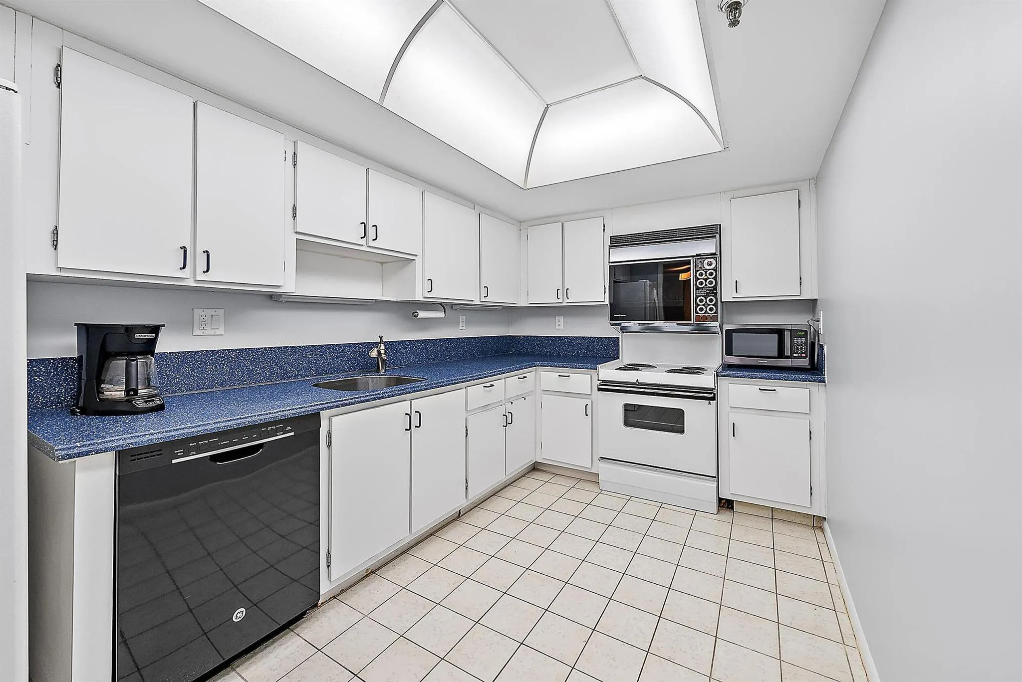 1300 S Highway A1a, #523