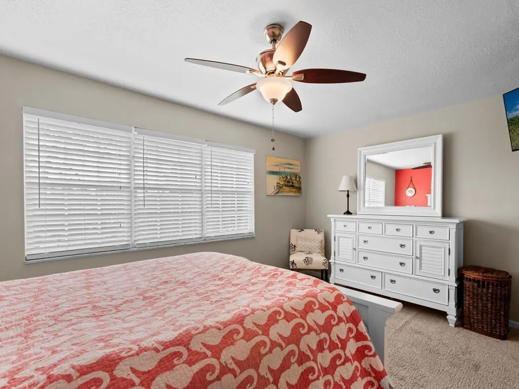 1901 Indian River Boulevard, #201a