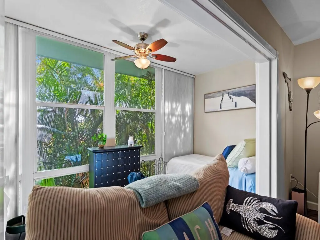 1901 Indian River Boulevard, #201a