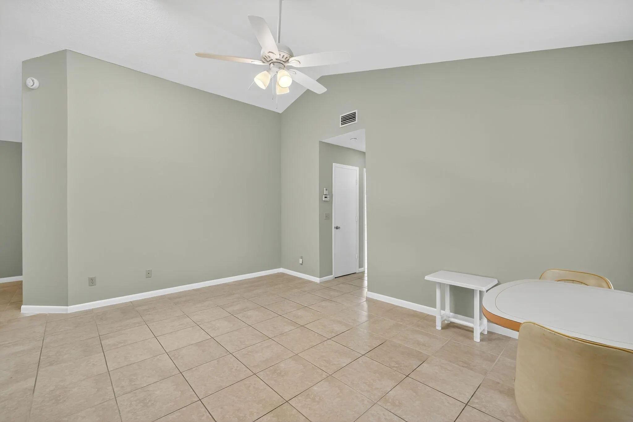 6531 SE Federal Highway, #K1-203