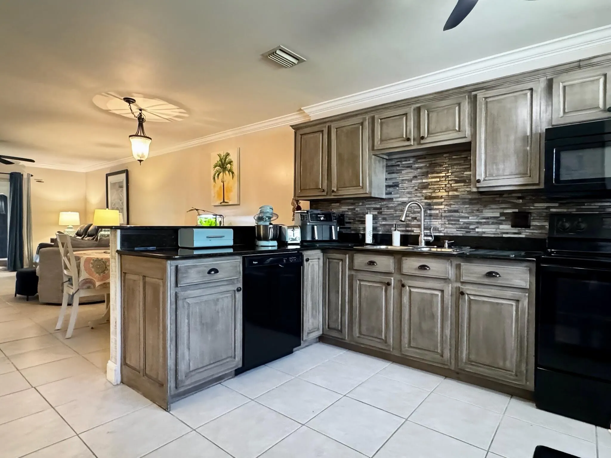 1181 Carlton Court, #103