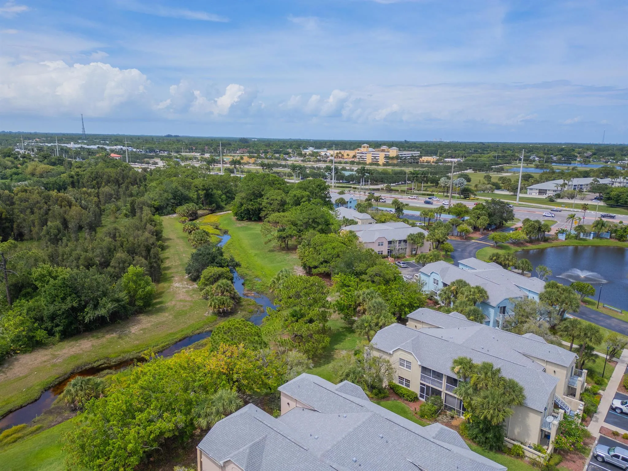 1612 SE Green Acres Circle, #103