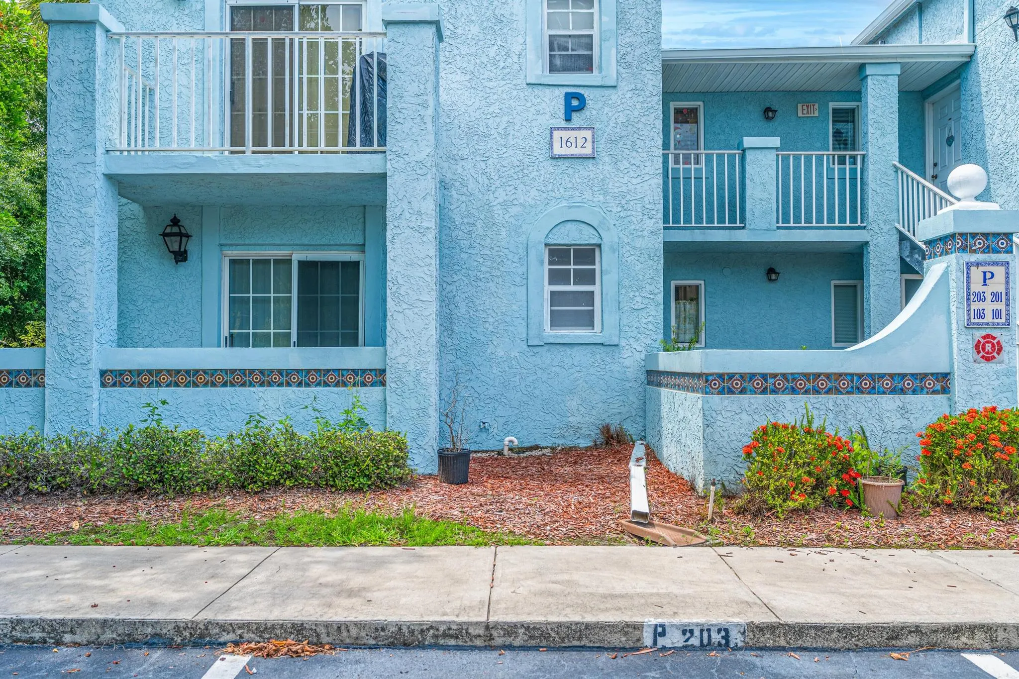 1612 SE Green Acres Circle, #103