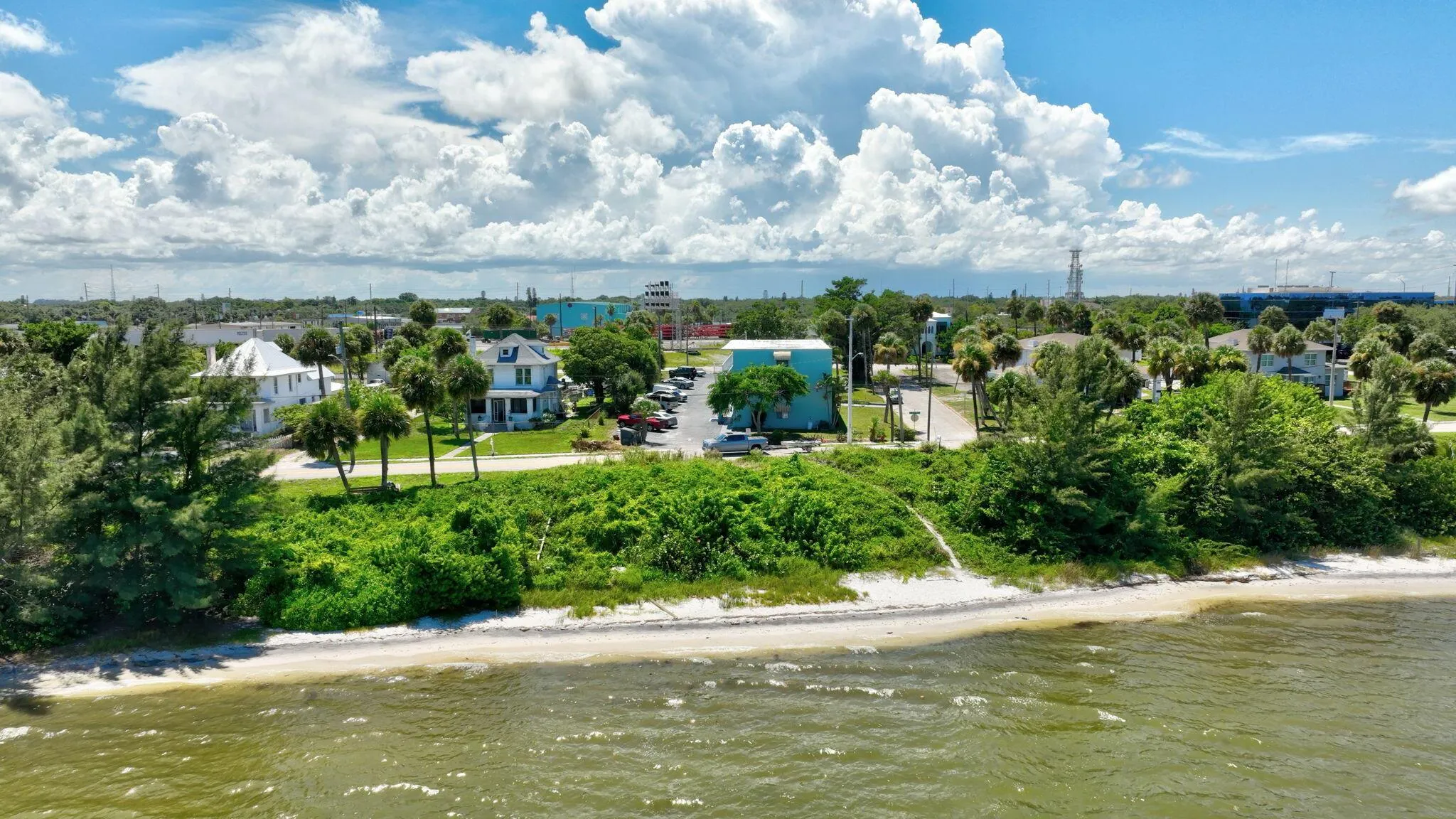 602 S Indian River Drive