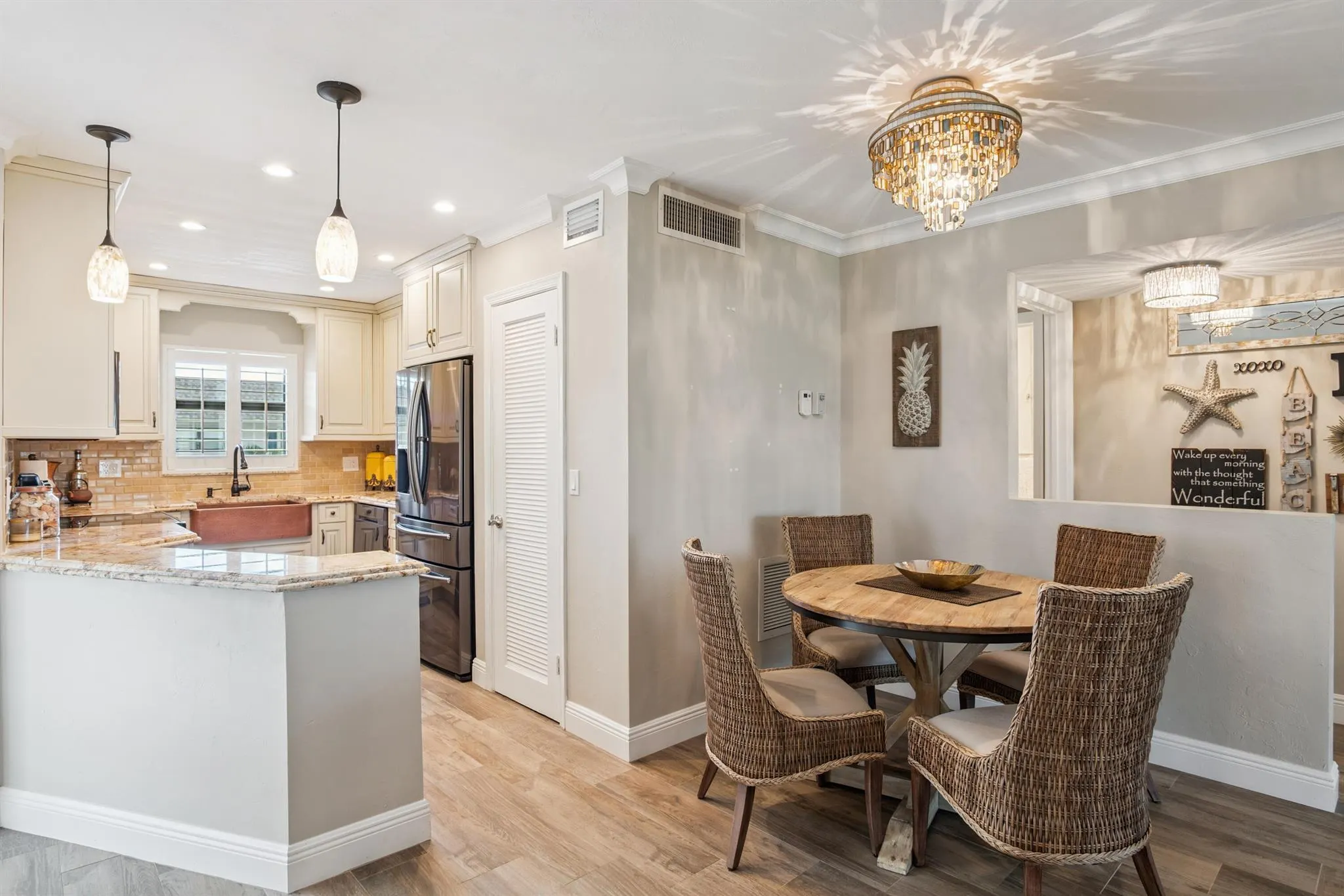755 Saturn Street, #F202