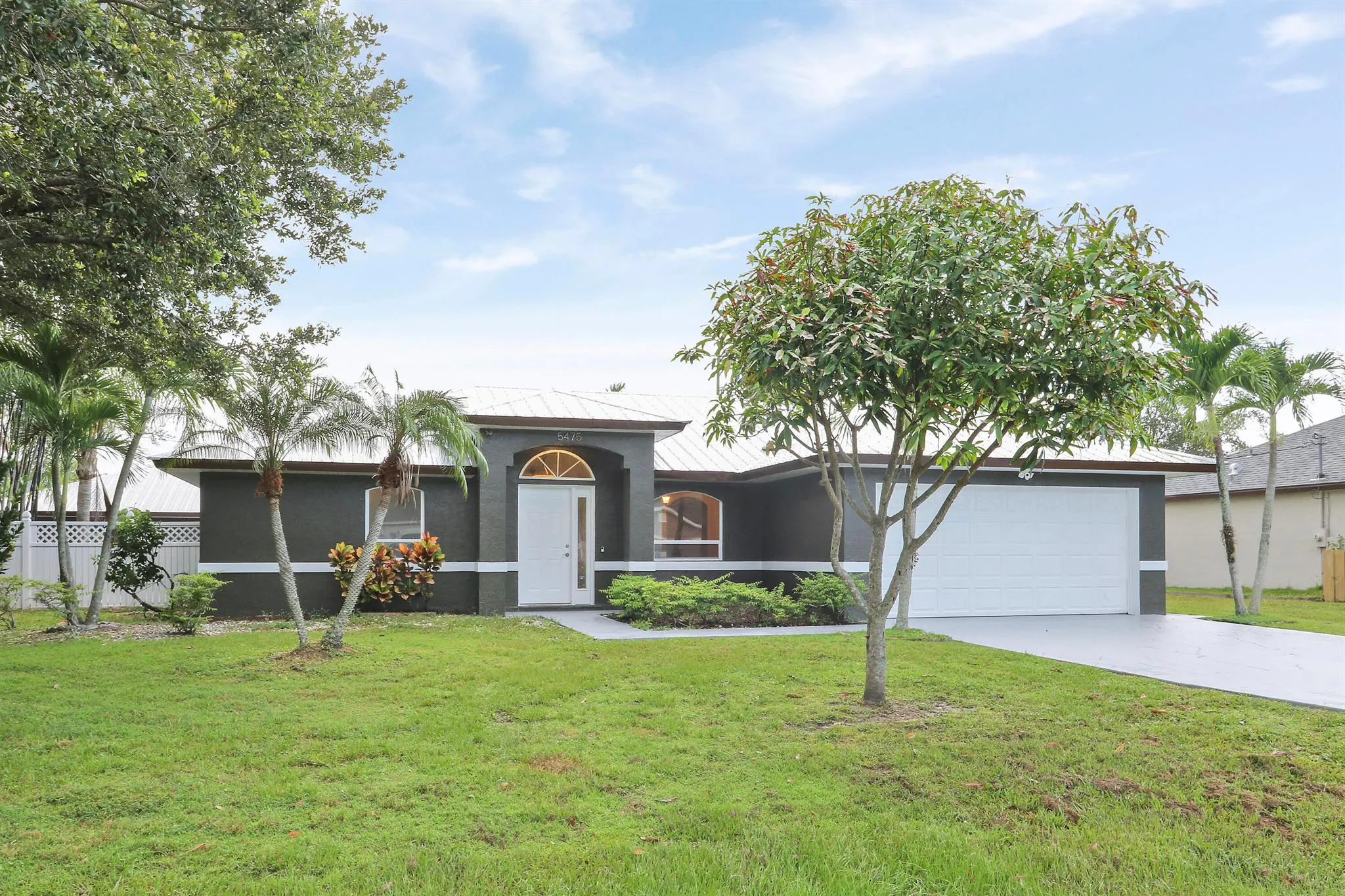 5475 NW Scepter Drive