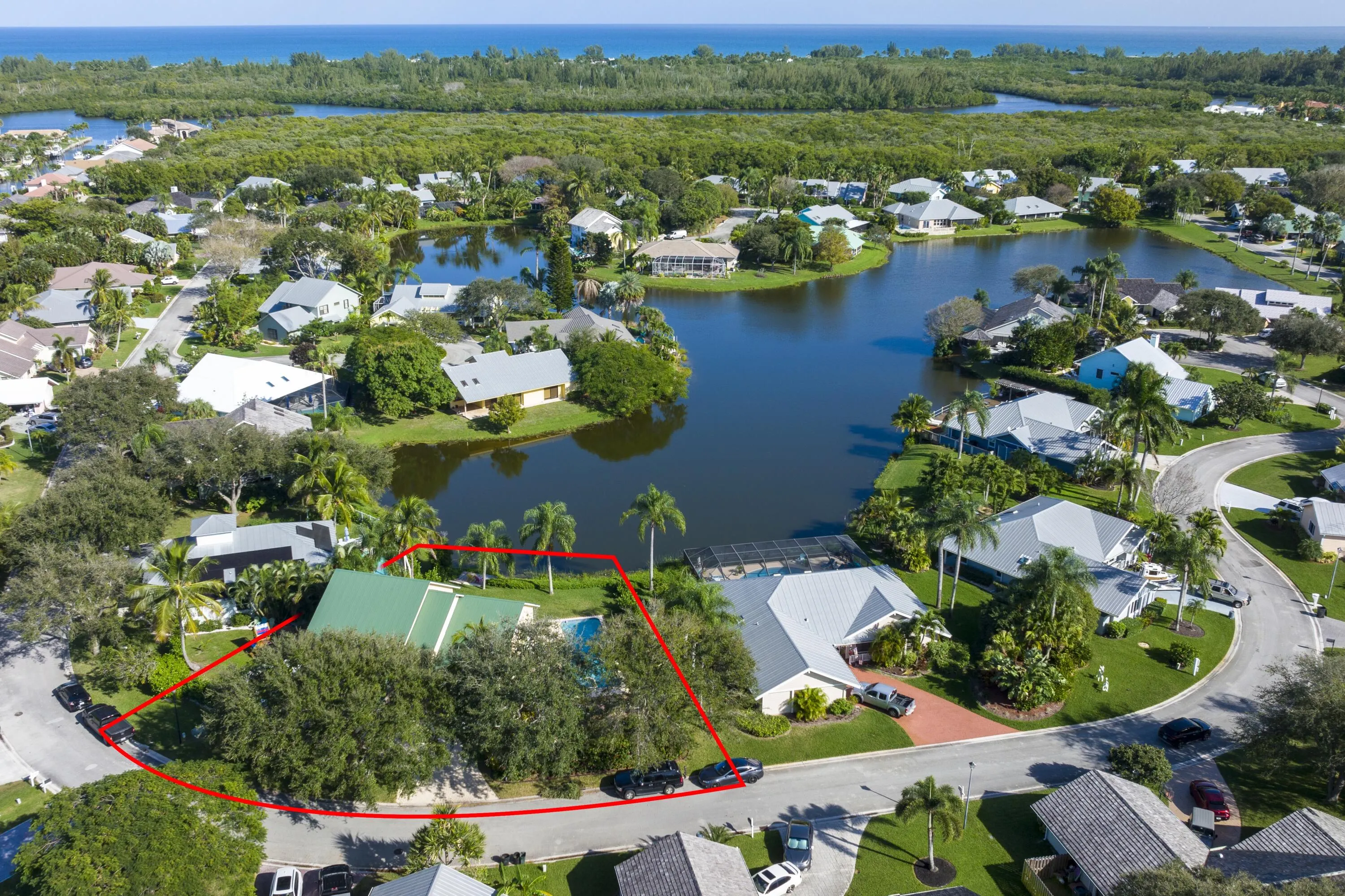10381 SE Jupiter Narrows Drive