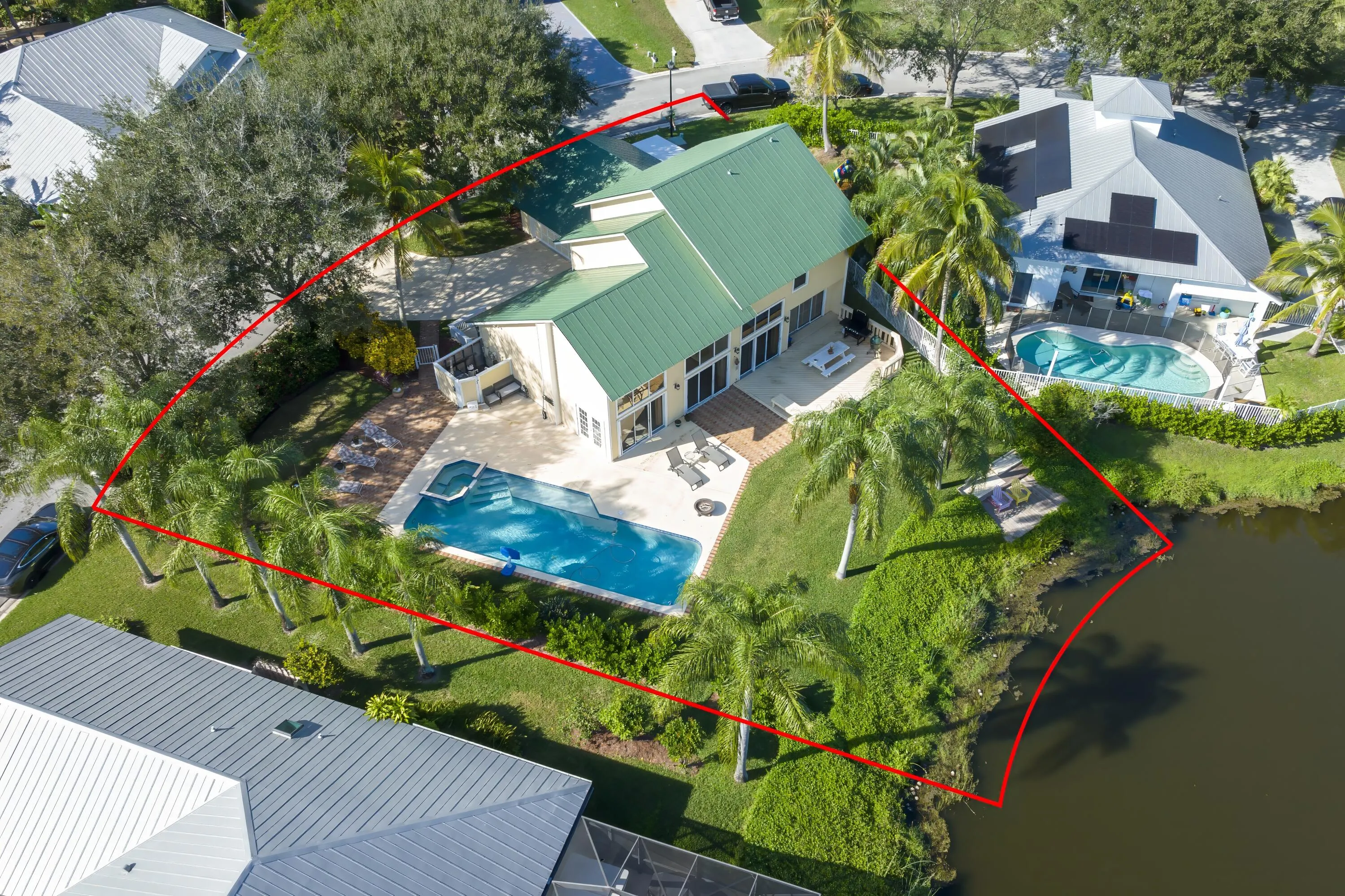 10381 SE Jupiter Narrows Drive