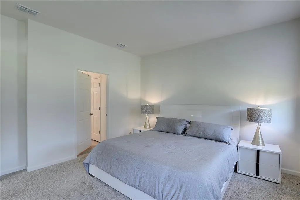 2341 Crowned Eagle Circle SW