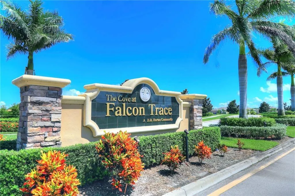 2341 Crowned Eagle Circle SW