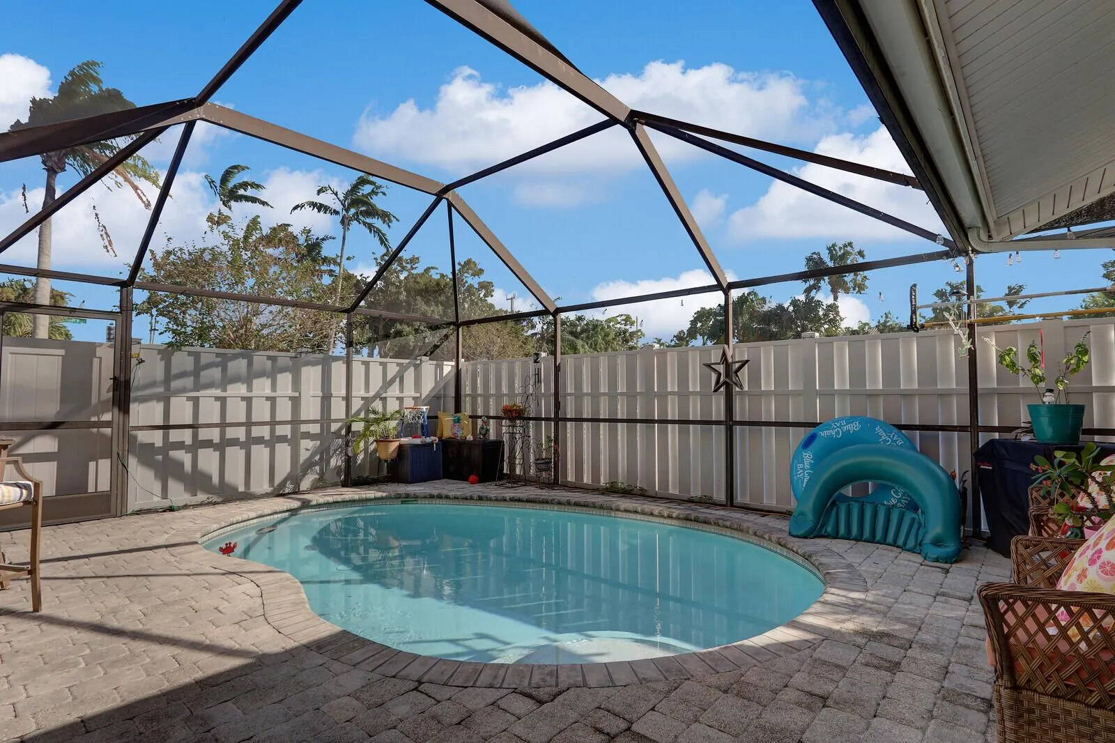 102 Summerwinds Lane