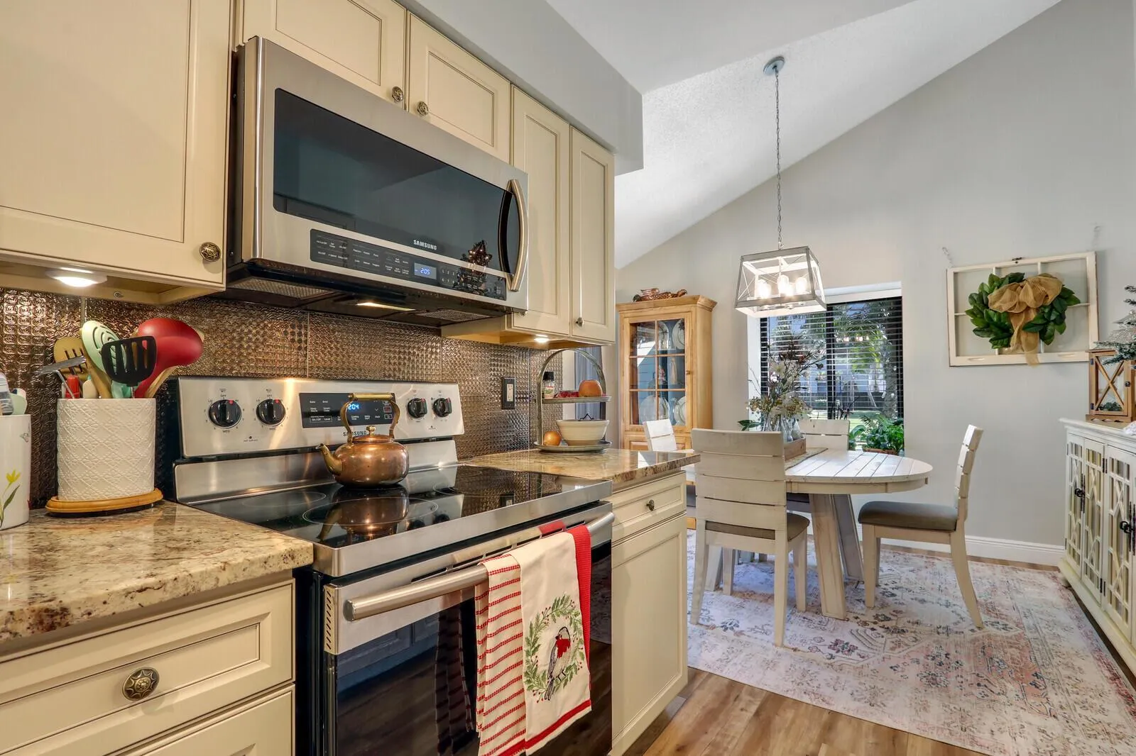 102 Summerwinds Lane