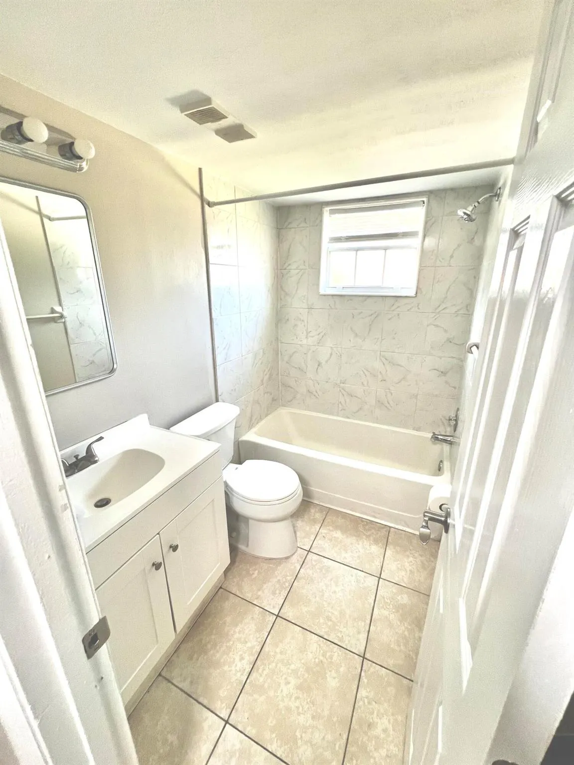 1542 SE Royal Green Circle, #102
