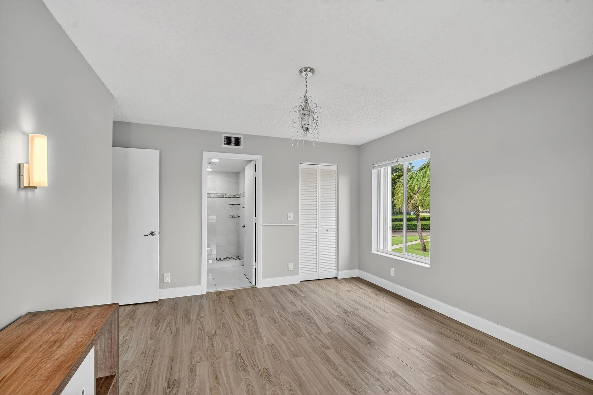 1002 Green Pine Boulevard, #B2