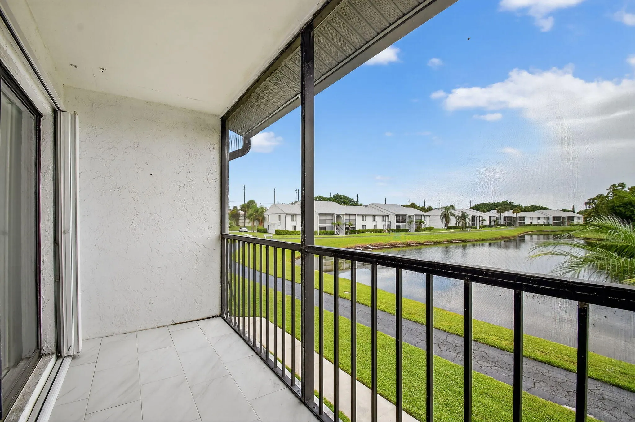 1002 Green Pine Boulevard, #B2