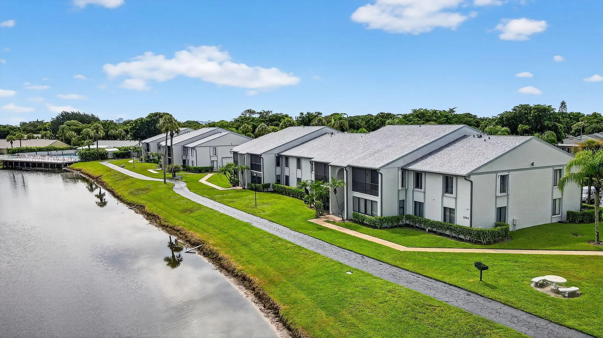 1002 Green Pine Boulevard, #B2