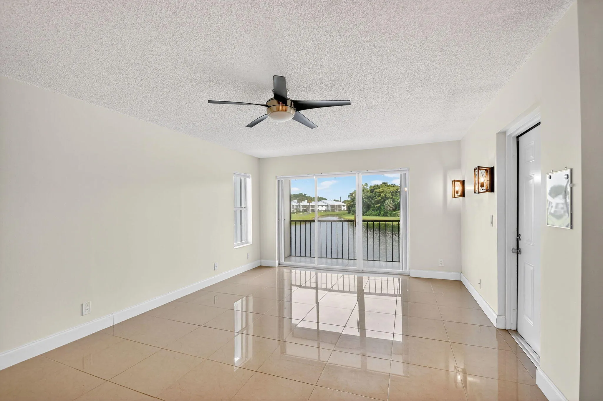 1002 Green Pine Boulevard, #B2