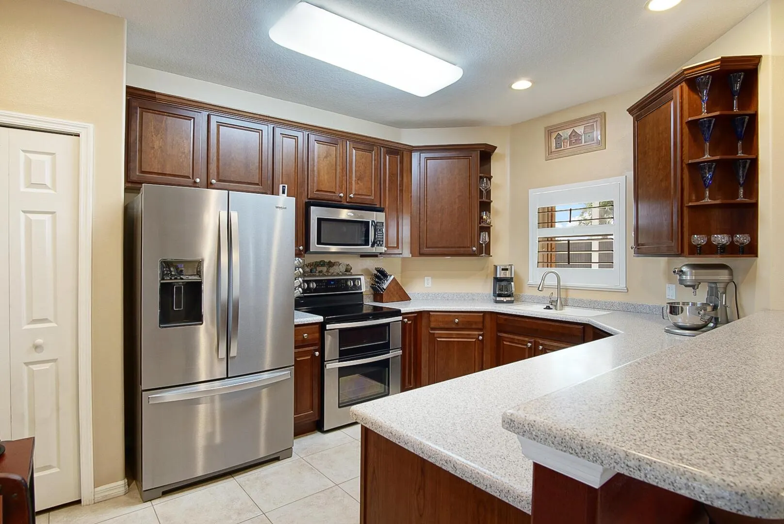 373 SW Kestor Drive