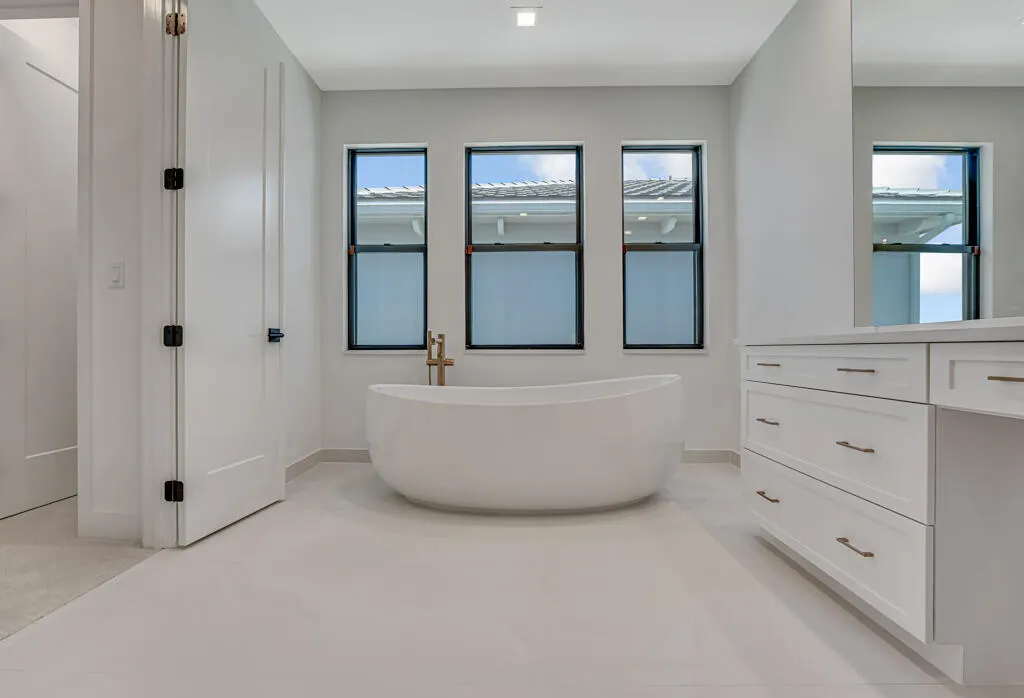13203 Feathering Way
