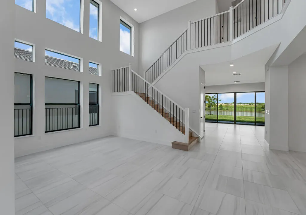 13203 Feathering Way