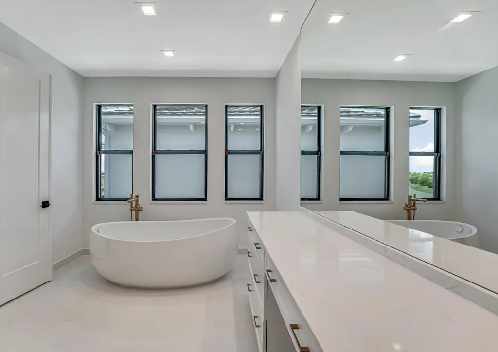 13203 Feathering Way