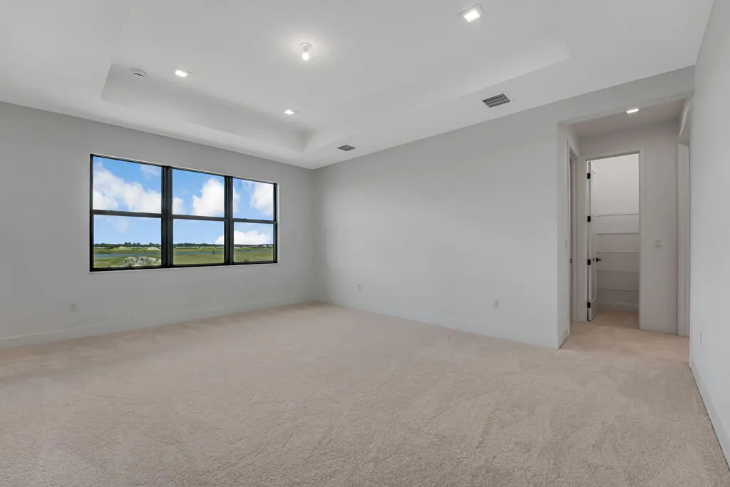 13203 Feathering Way